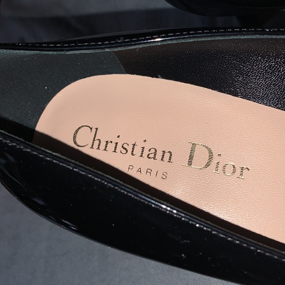 DESIGNER CHRISTIAN DIOR POINTED TOE KITTEN HERLS, BNWOT. PATENT LEATHER - Picture 6 of 12